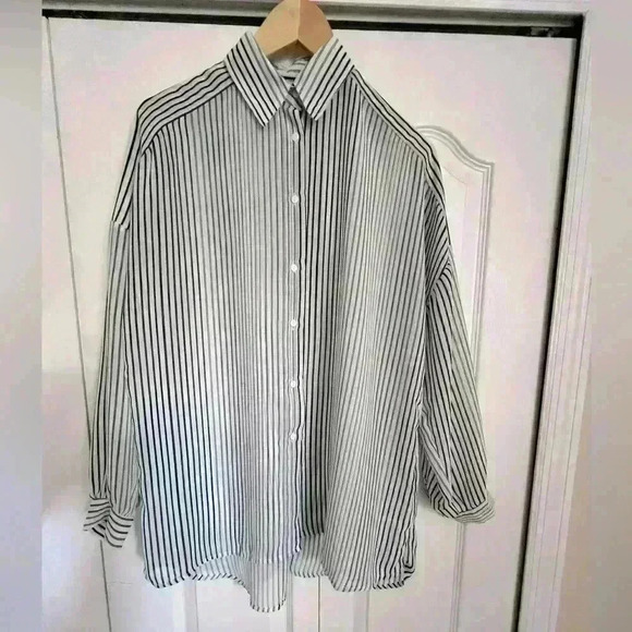 Striped Sun shirt button down Blouse - Picture 3 of 3